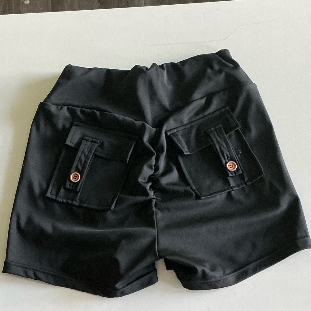 SHEIN Black Women's Cargo Shorts